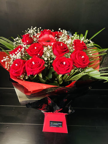 12 Red Long Stem Roses